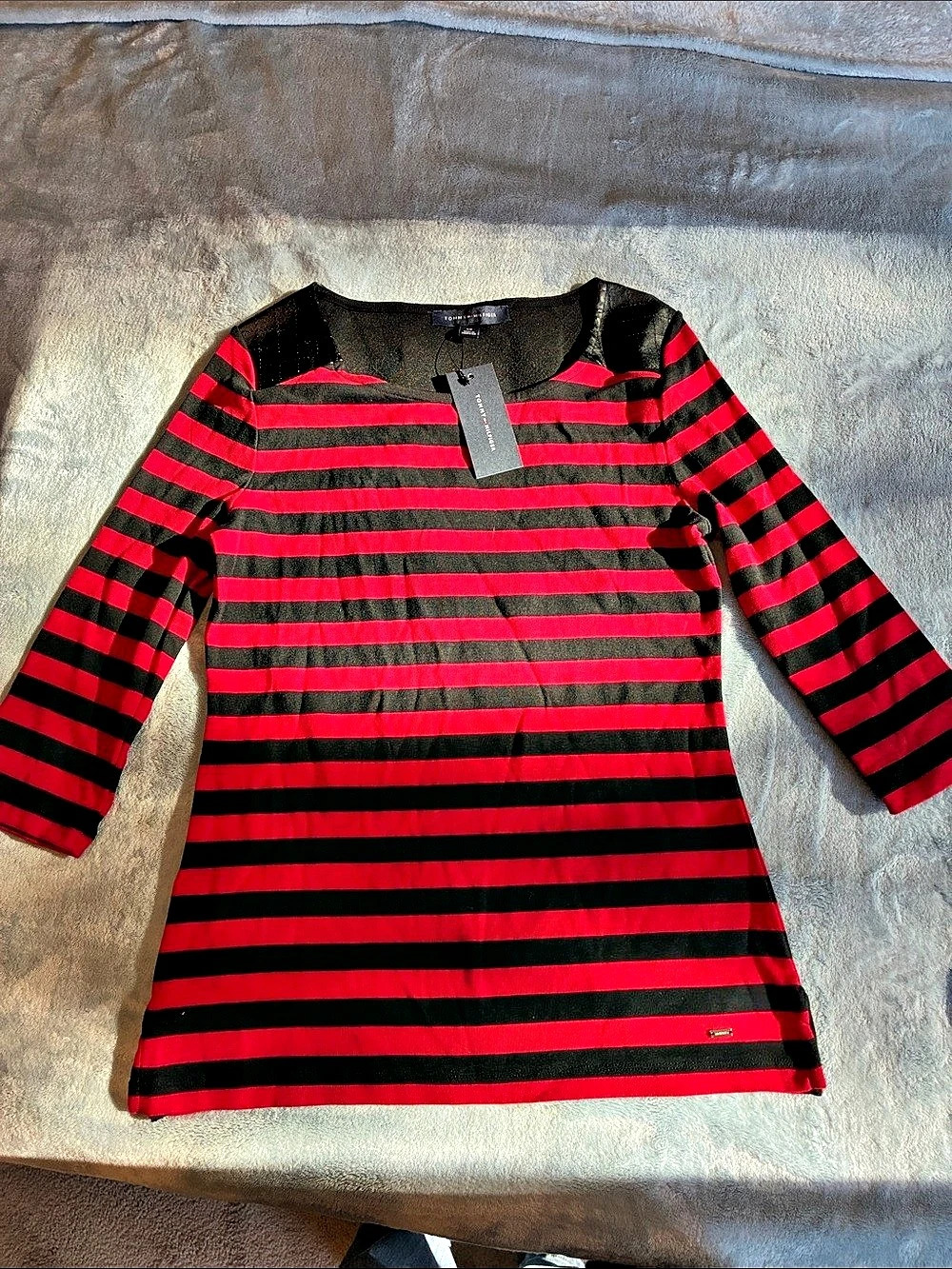 Tommy Hilfiger J9H1603 Striped Long Sleeve Top in Red & Black Size Small NWT